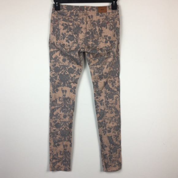 Urban Outfitters BDG Mid Rise Cigarette Jean 26 W 30 L Pink Gray Print - Picture 4 of 7